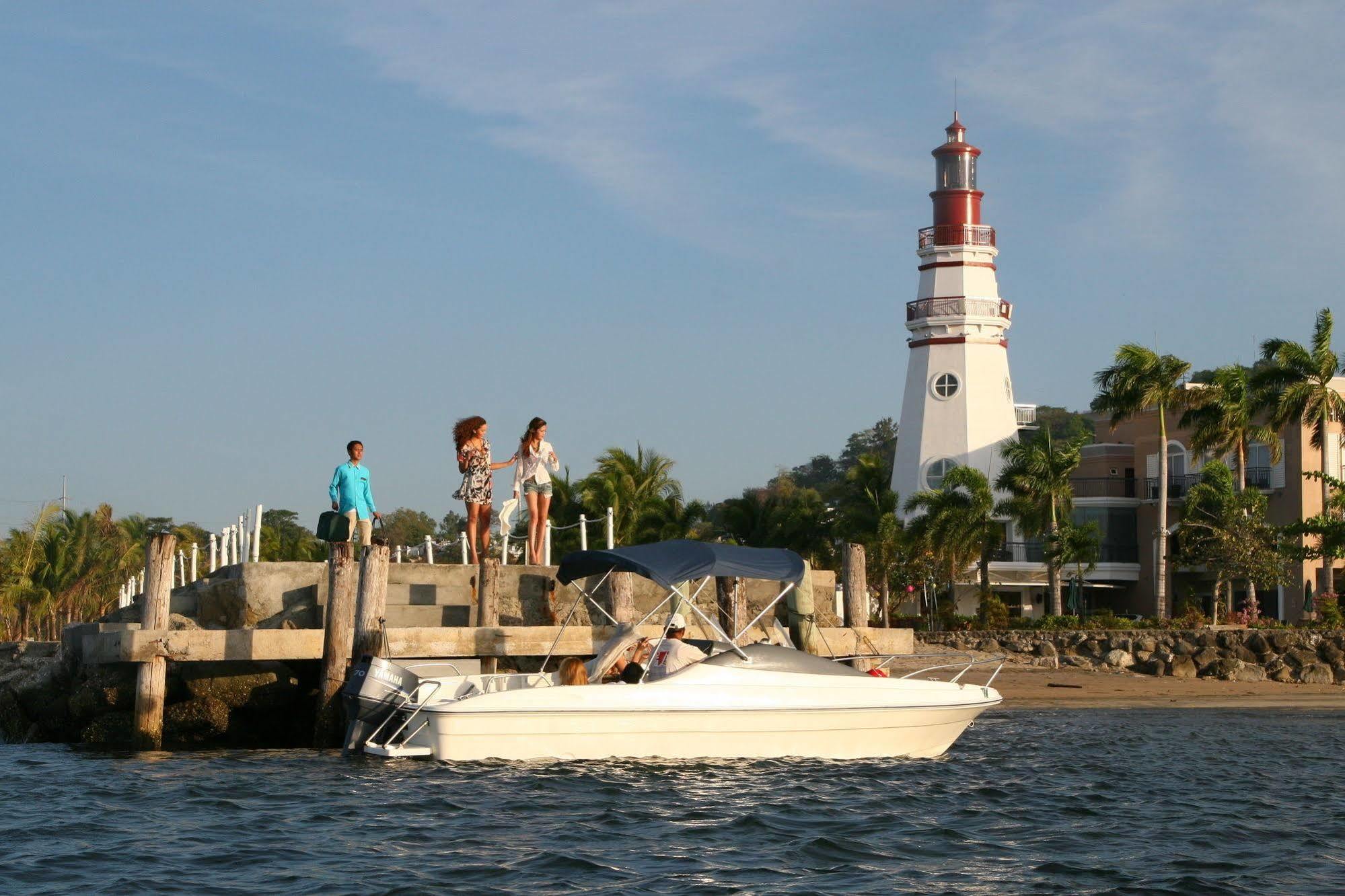 אולונגפו The Lighthouse Marina Resort מראה חיצוני תמונה